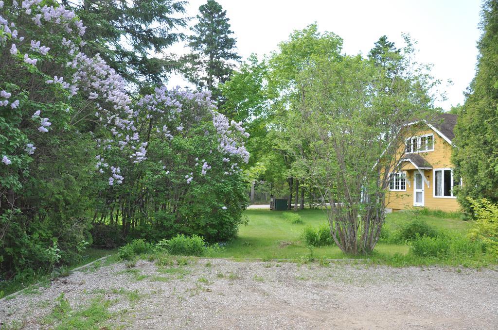 Auberge Sur La Cote La Malbaie Exterior photo