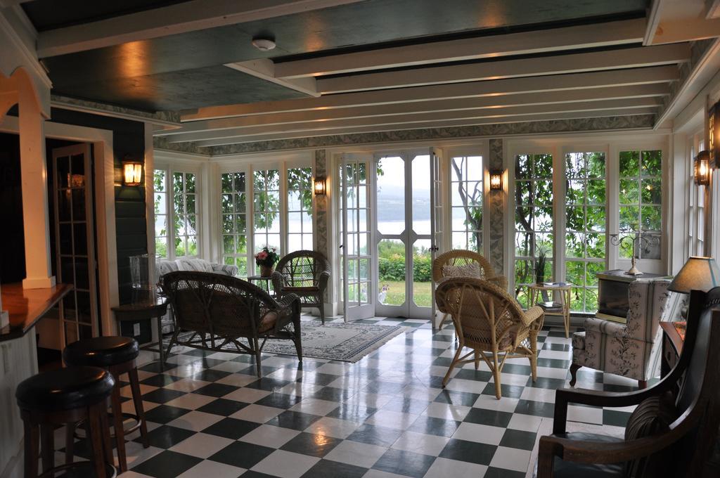 Auberge Sur La Cote La Malbaie Exterior photo